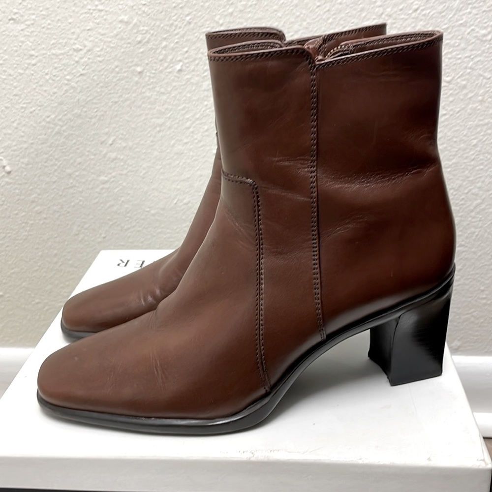 BNWT- Brown Booties - Sz 8.5 - 2” Heel - Zip Up Inside